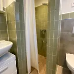 Ferienzimmer Am Strom 34 شقة روستوك