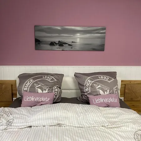 Ferienzimmer Am Strom 34 Апартаменты Росток